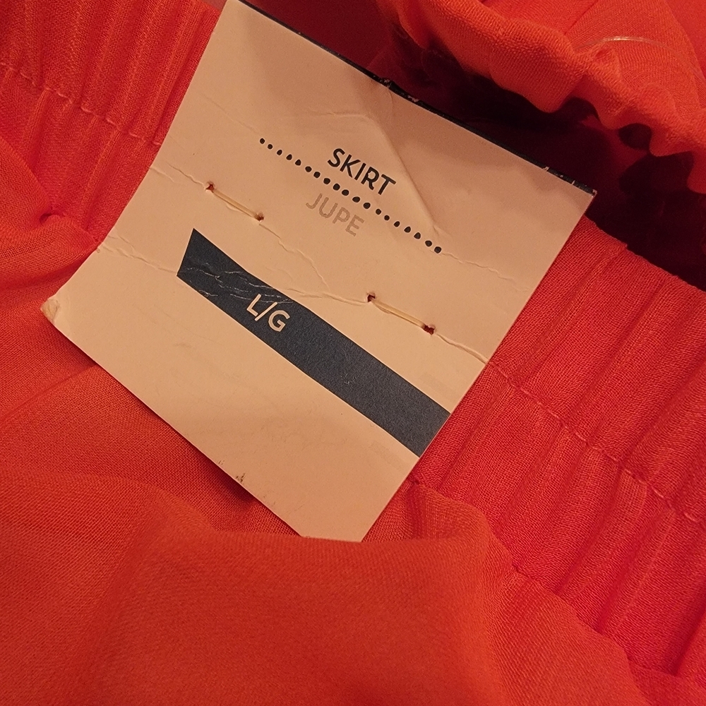 Old navy skirt - Picture 3 of 5